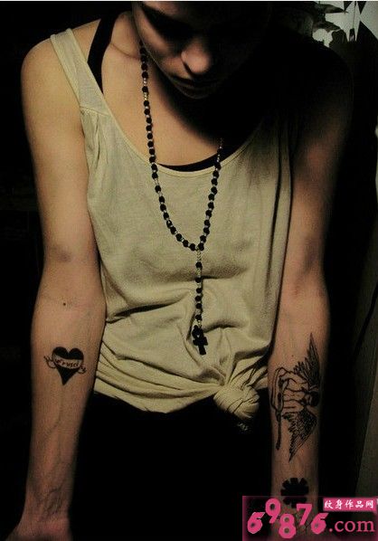 唯美手臂心与天使纹身图片