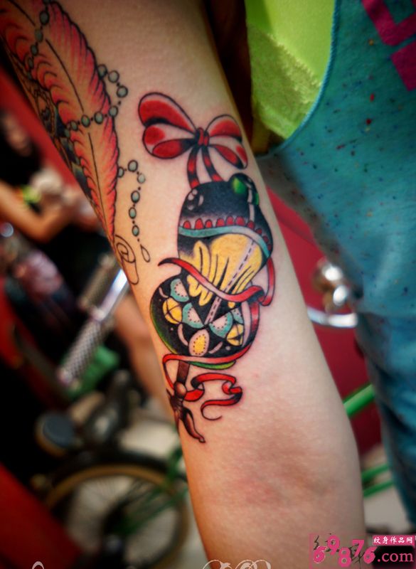 思古小衣架创意手臂纹身图片