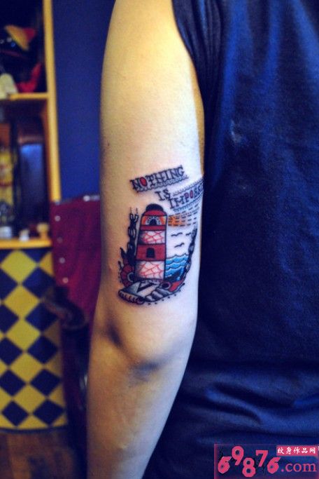 海上灯塔彩色纹身图片