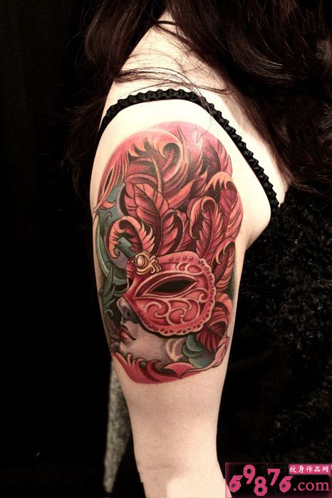 欧美风威尼斯面具手臂纹身图片