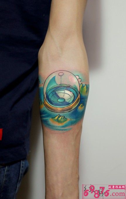 海贼王永久指南针手臂纹身图片