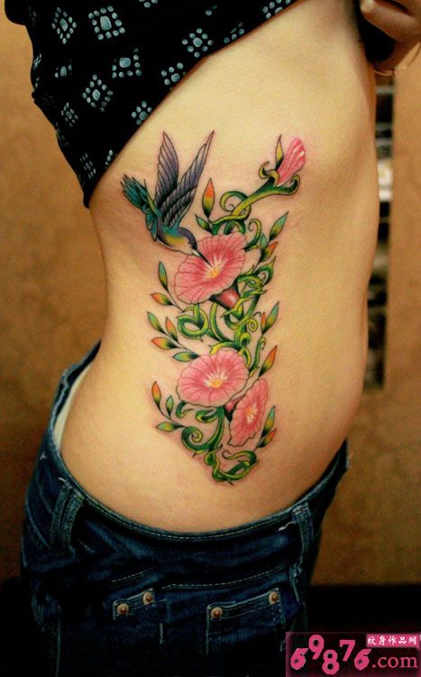牵牛花与鸟时尚腰部纹身图片
