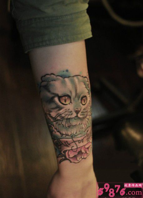 可爱喵星人手臂纹身图片
