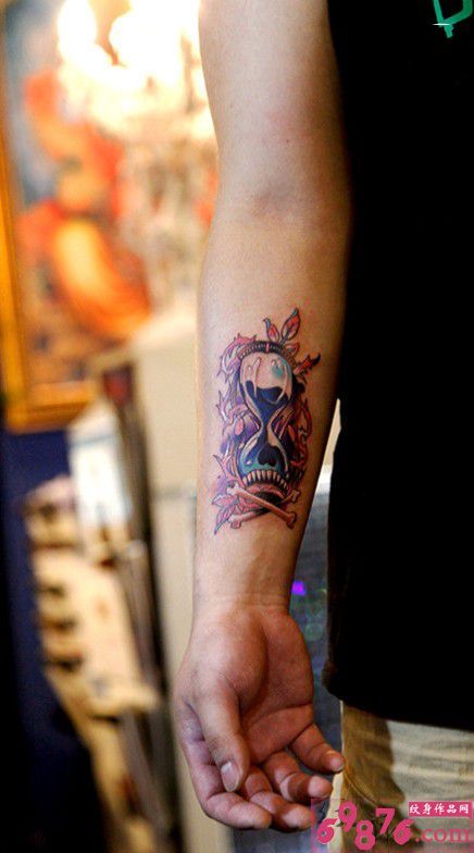 创意沙漏欧美纹身图片