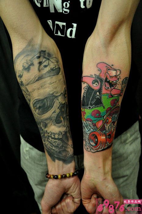 骷髅与派大星小花臂纹身图片