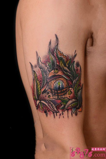 丛林三角眼创意手臂纹身图片