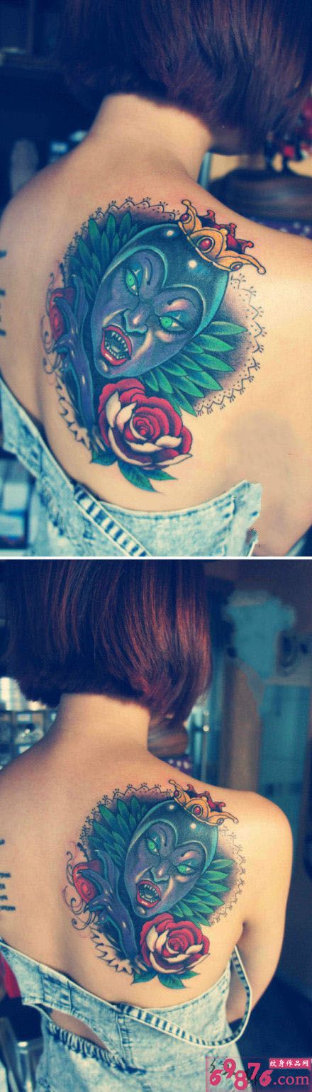 白雪魔后后肩个性纹身图片