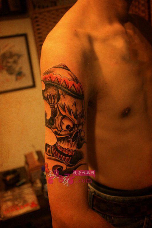 创意另类骷髅手臂纹身图片