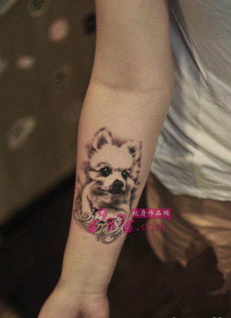 大眼萌喵星人手臂纹身图片