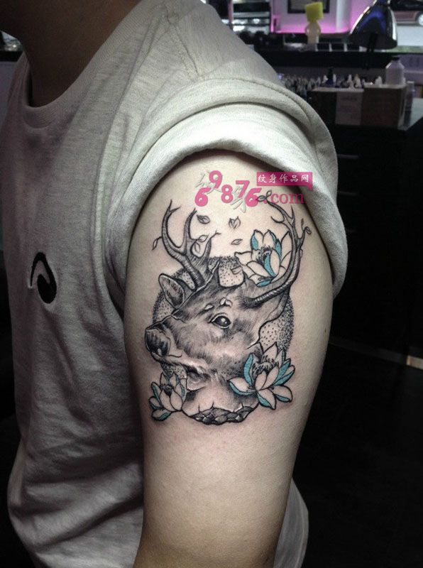 鹿头手臂时尚纹身图片
