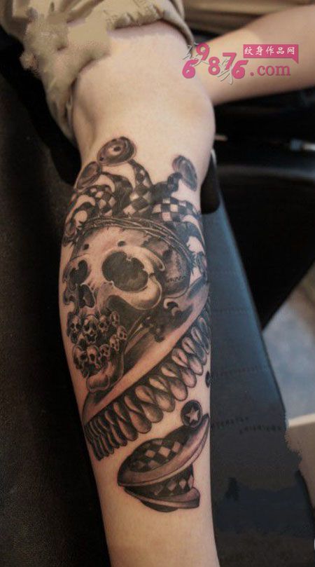 个性骷髅小丑花腿纹身图片