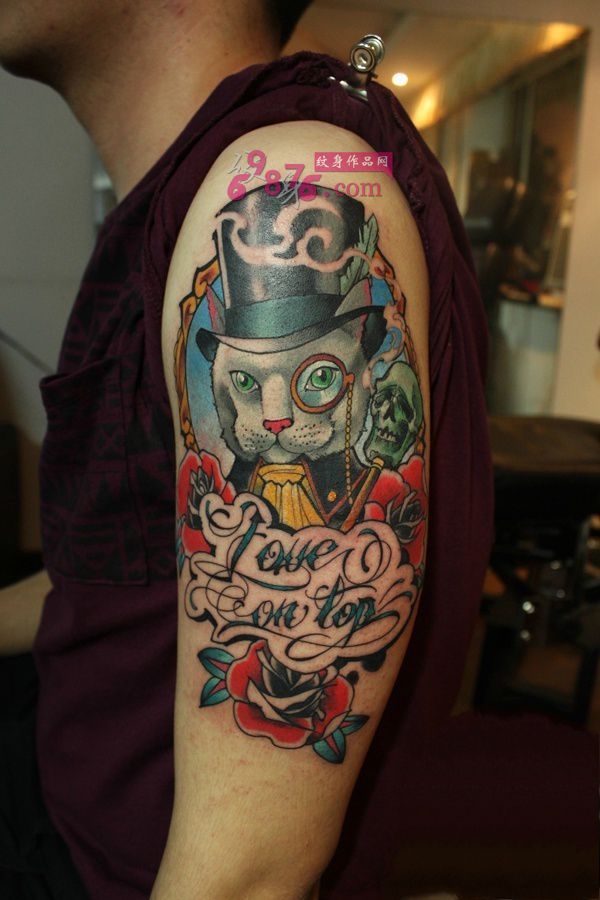 侦探猫叔时尚花臂纹身图片