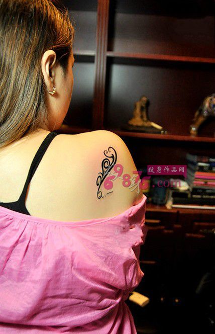 创意小清新肩部纹身图片