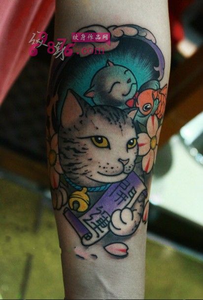 萌喵星人手臂纹身图片