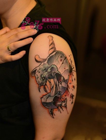 另类怪兽个性手臂纹身图片