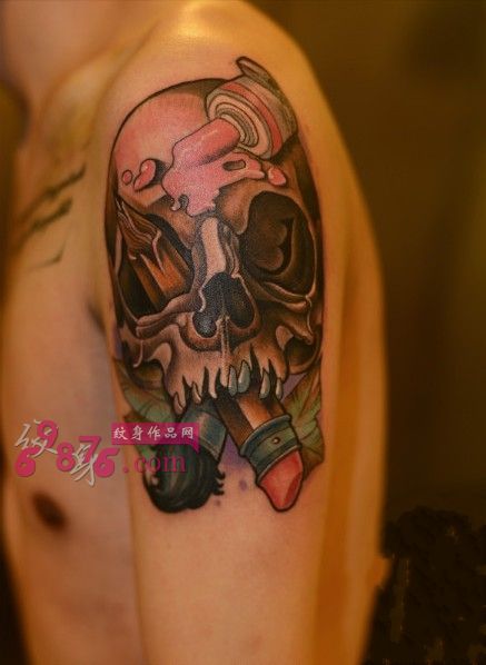 口红骷髅创意纹身图片