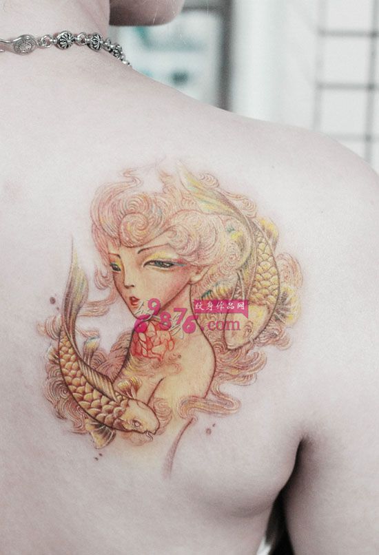 唯美双鱼座后肩纹身图片