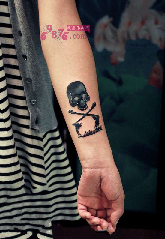 邪恶骷髅手臂纹身图片
