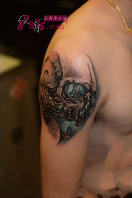 欧美风蛇与骷髅手臂纹身图片