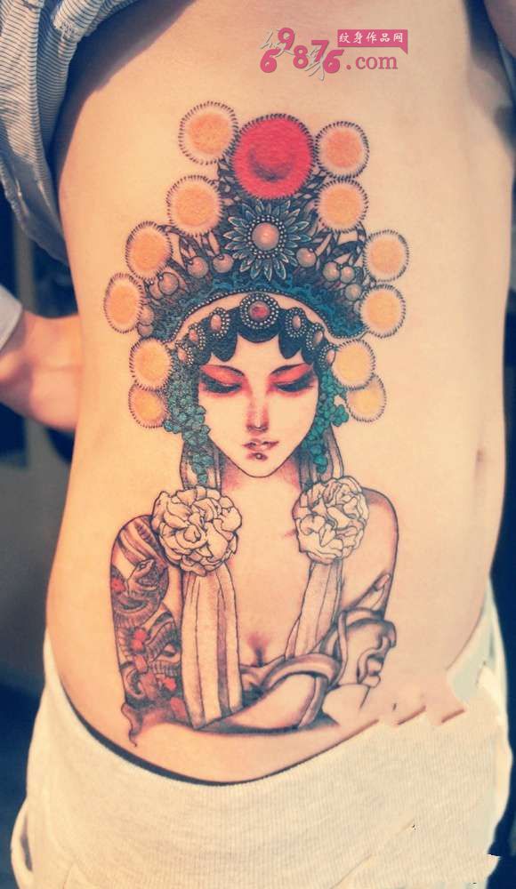 花旦白娘子侧腰纹身图片