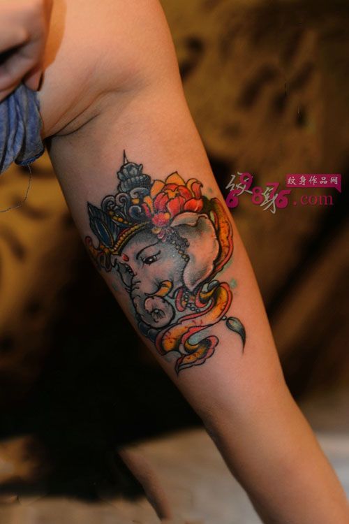 可爱象神手臂内侧纹身图片