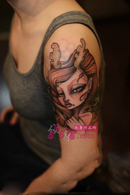 手臂鹿精灵手臂纹身图片