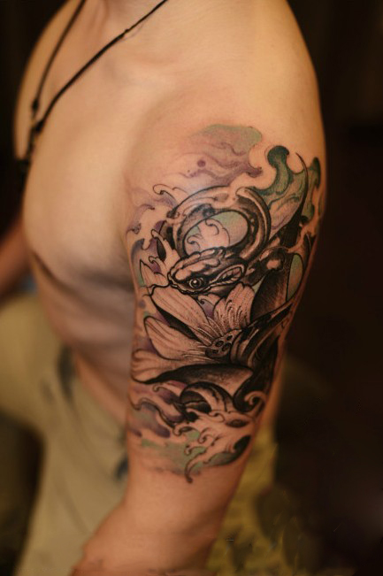 黑灰莲花与属相蛇纹身图片