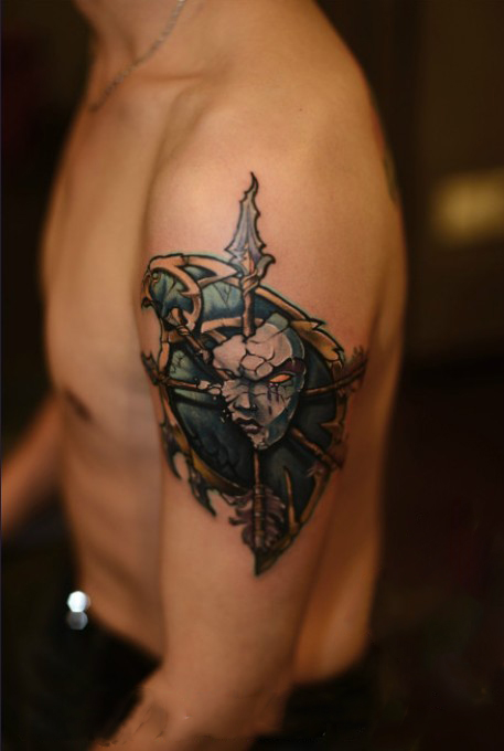 男生手臂创意游戏图章纹身图片