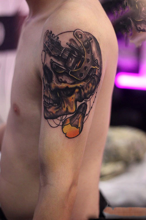 创意复古黑灰骷髅纹身图片