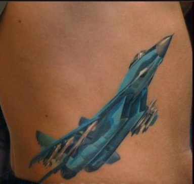 帅哥腰部起飞战斗机纹身图图片缩略频道推荐图