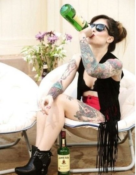 　欧美美女狂野手臂纹身图案图片图片