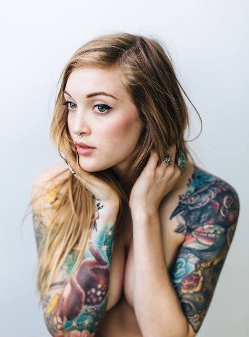 　欧美花臂女孩纹身作品图片