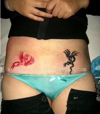 大胆感性女生私处前龙凤小纹身图图片