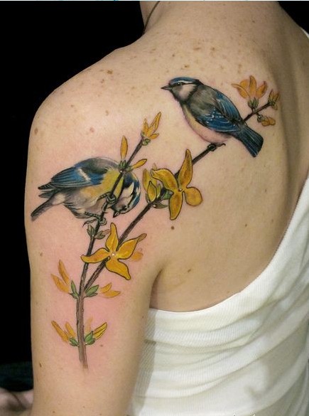 干净,生动的花鸟纹身图案图片