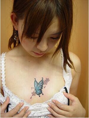 漂亮MM胸部唯美花蝴蝶纹身图图片缩略频道推荐图
