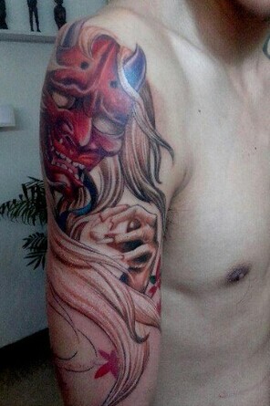 男生手臂超霸气鬼怪纹身图图片