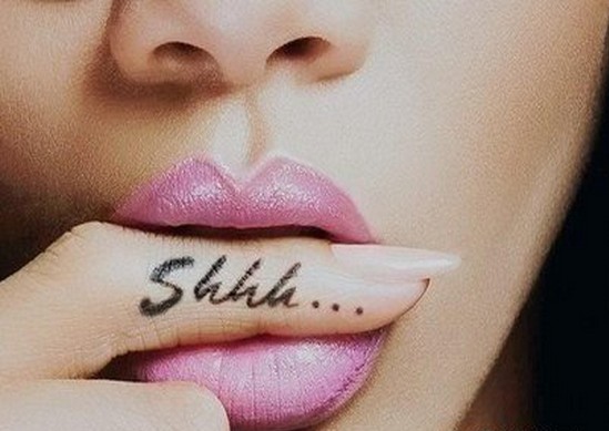 手性感的手指纹身图案图片