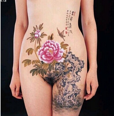 全裸性感美女腰部漂亮杜鹃花纹身图图片
