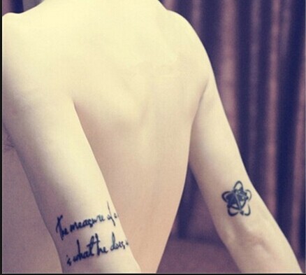 高富帅手部唯美高清英文纹身图图片