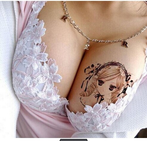 性感女生胸部唯美清新的卡通女孩纹身图片