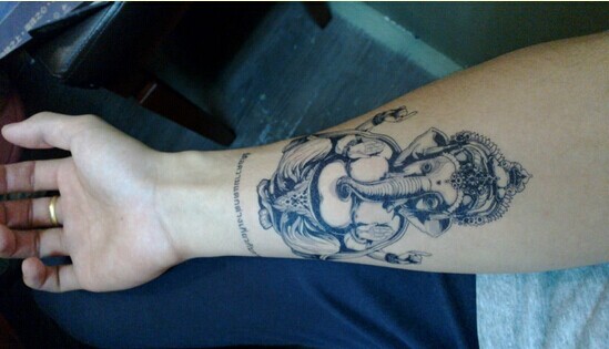 手臂象神纹身图案图片