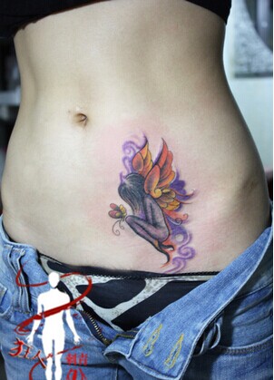 女生性感腰部唯美漂亮的小天使纹身图图片缩略频道推荐图