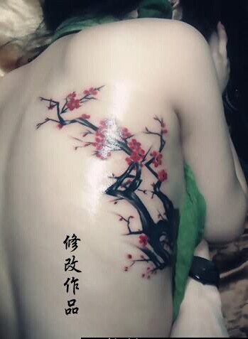 性感女生腰部唯美感性的的梅花纹身图图片缩略频道推荐图