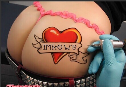 美女臀部性感爱心纹身图案图片缩略频道推荐图