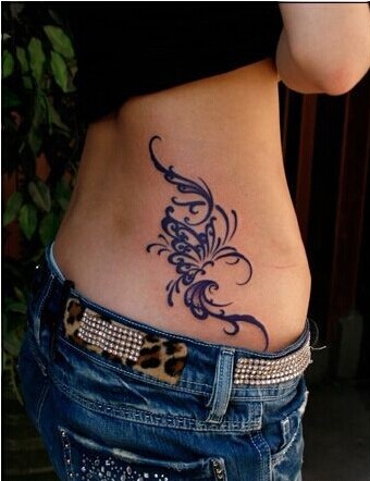 美女腰部漂亮蝴蝶图腾纹身图案图片