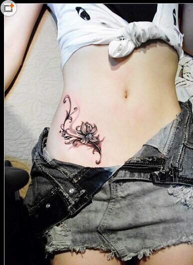 超酷超性感美女腹部花藤条纹身图片图片
