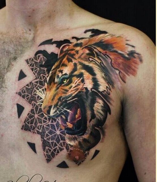 男性胸口霸气老虎纹身图案图片
