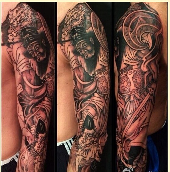 一款花臂个性钟馗纹身图案推荐图片