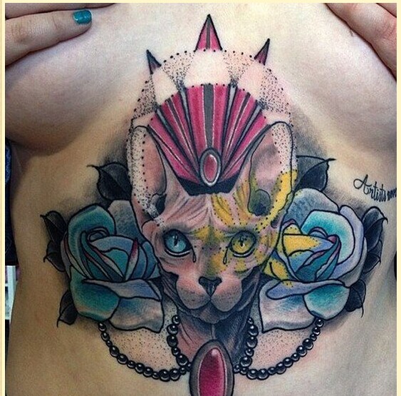 性感女性胸口个性猫咪玫瑰花纹身图案图片