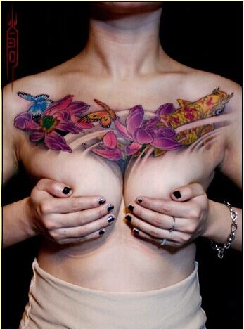 性感时尚美女胸部莲花锦鲤蝴蝶纹身图图片